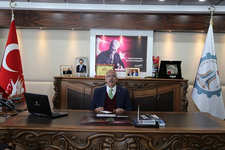 hopa-ticaret-ve-sanayi-odasi-baskani-osman-akyurek.jpg
