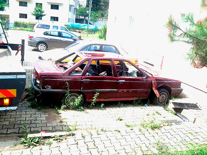 hurda2.jpg hurda2.jpg