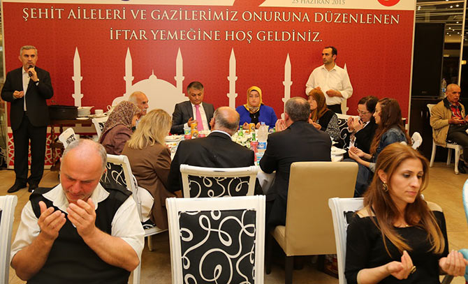 iftar-program-3.jpg iftar-program-3.jpg