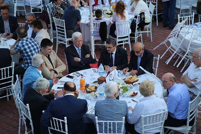 iftar1-001.jpg iftar1-001.jpg