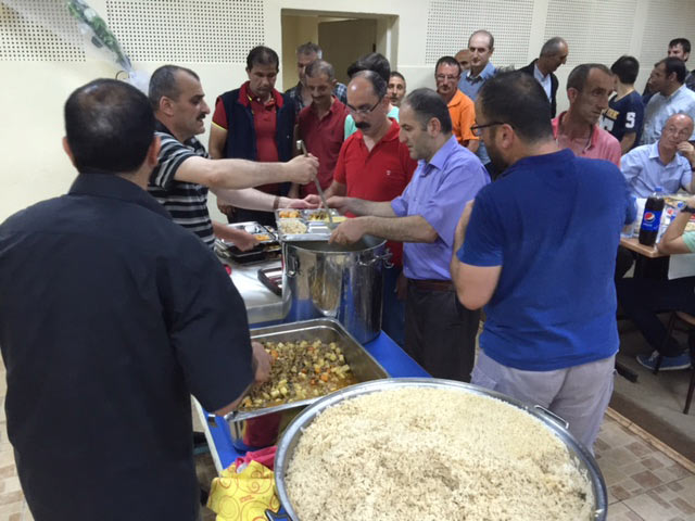 iftar10.jpg iftar10.jpg