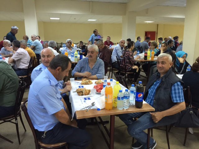 iftar2-002.jpg iftar2-002.jpg