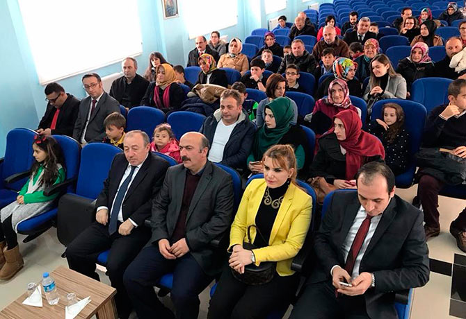 ihl2-004.jpg ihl2-004.jpg