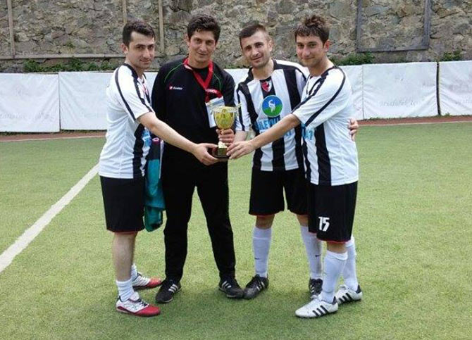 ikizderespor4.jpg ikizderespor4.jpg