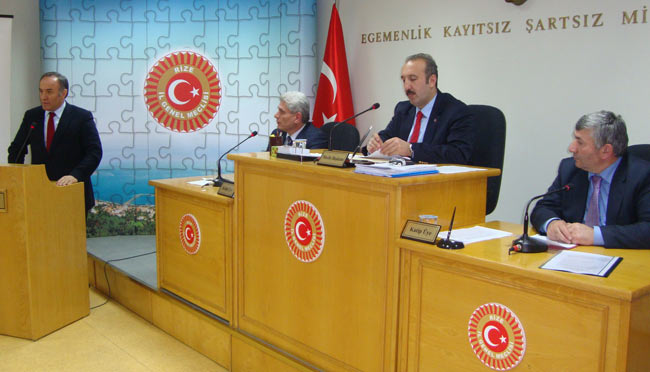 ilgenel1.jpg ilgenel1.jpg