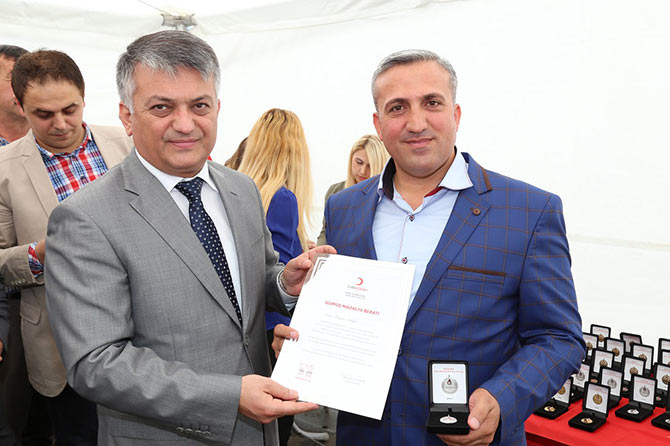 kan2-001.jpg kan2-001.jpg