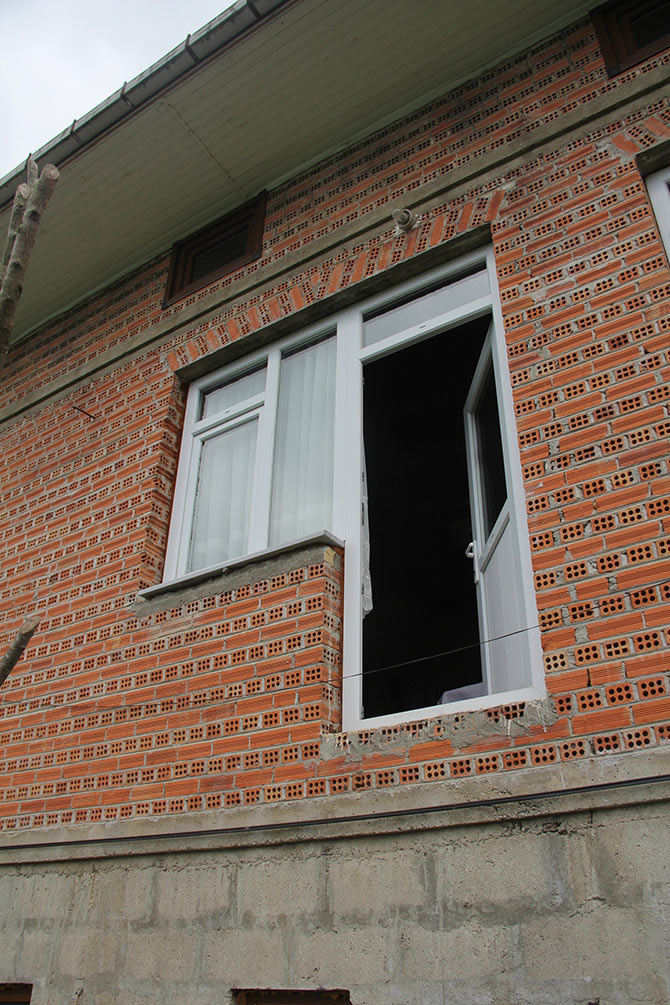 kapi1a.jpg kapi1a.jpg