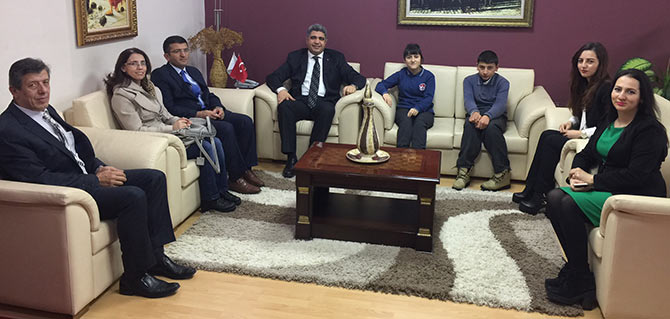 kay1-002.jpg kay1-002.jpg