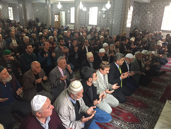 kay2-001.jpg kay2-001.jpg