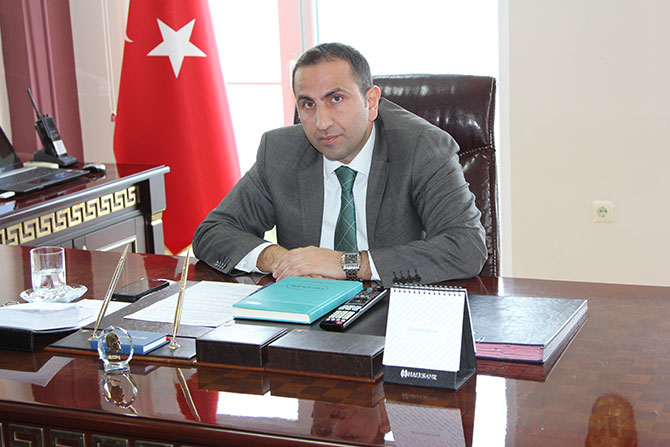 kaymakamcevatcelik-001.jpg kaymakamcevatcelik-001.jpg