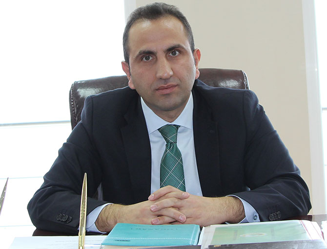 kaymakamcevatcelik-002.jpg kaymakamcevatcelik-002.jpg