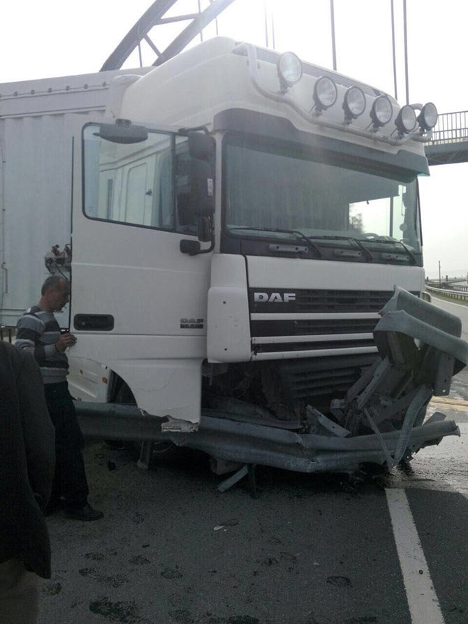 kaza03-008.jpg kaza03-008.jpg