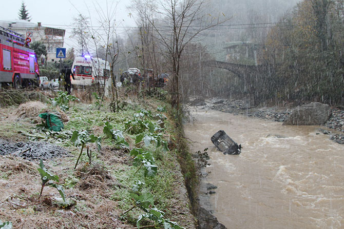 kaza04-002.jpg kaza04-002.jpg