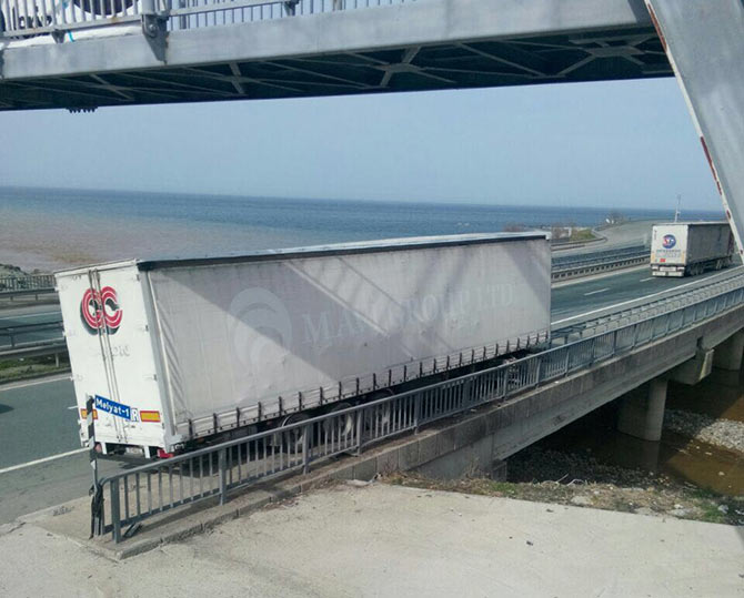 kaza05-005.jpg kaza05-005.jpg