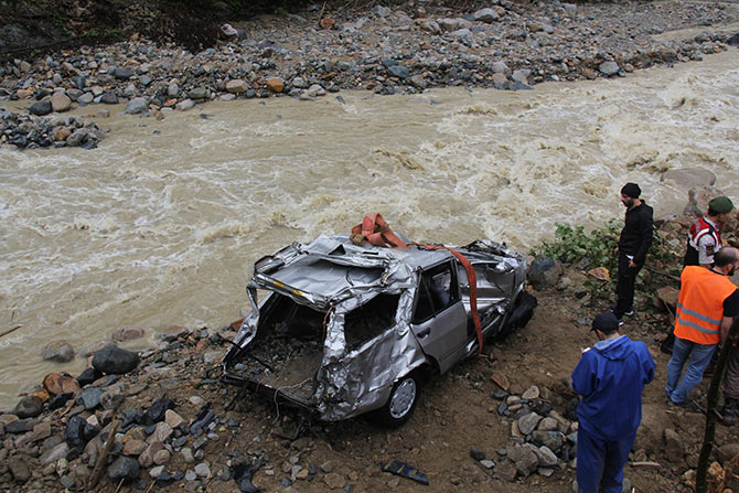 kaza1-018.jpg kaza1-018.jpg