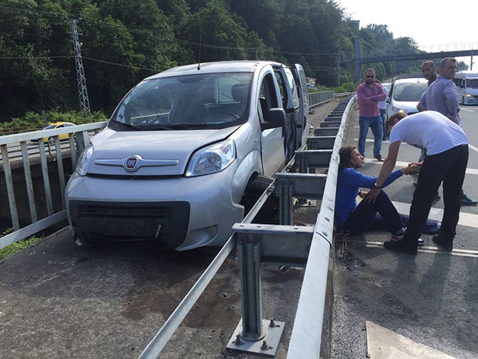 kaza1-040.jpg kaza1-040.jpg