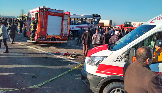 kaza10-002.jpg kaza10-002.jpg