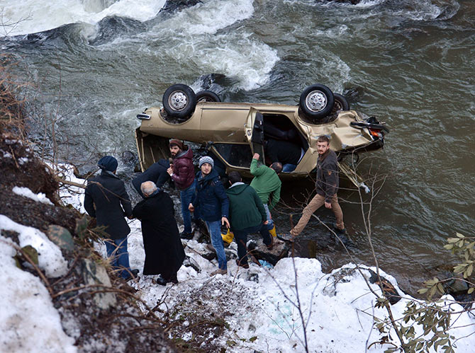 kaza2-029.jpg kaza2-029.jpg