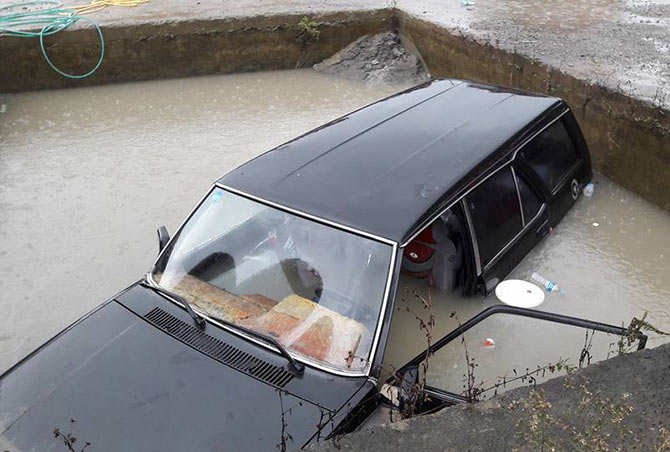 kaza2-053.jpg kaza2-053.jpg