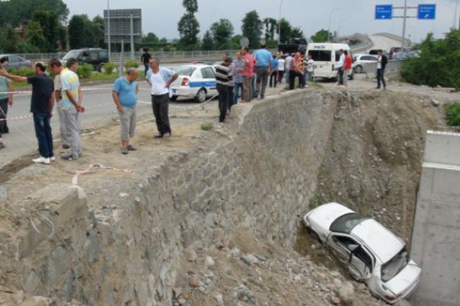 kaza2.20130711165324.jpg kaza2.20130711165324.jpg