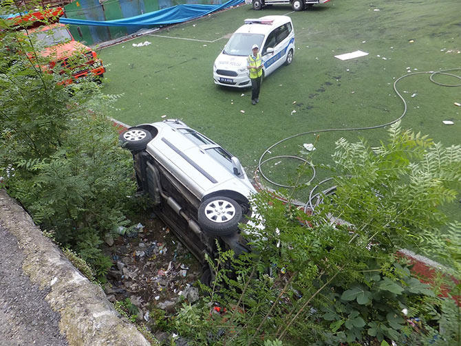 kaza3-006.jpg kaza3-006.jpg