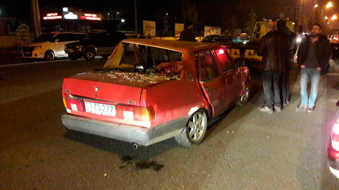 kaza3-037.jpg kaza3-037.jpg