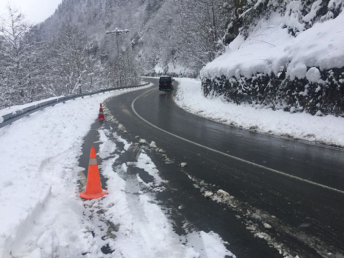 kaza4-033.jpg kaza4-033.jpg