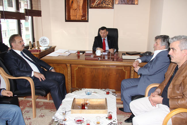 kazmaz_turkel01.jpg kazmaz_turkel01.jpg