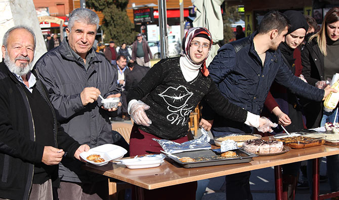 kermes2-001.jpg kermes2-001.jpg