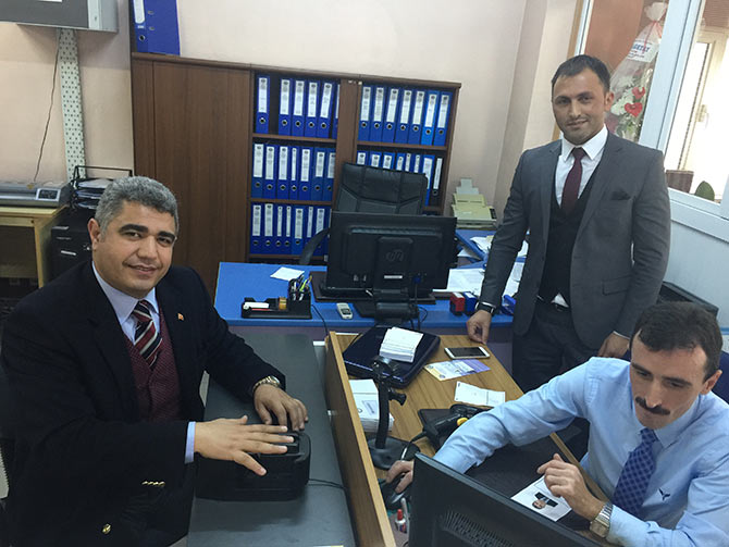 kimlik4.jpg kimlik4.jpg