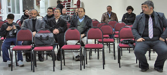 konf2.20130101023601.jpg konf2.20130101023601.jpg