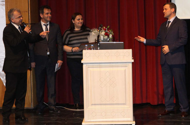 konf2.20141226221808.jpg konf2.20141226221808.jpg