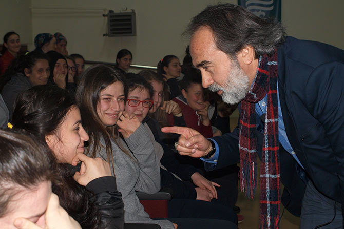 konf7-001.jpg konf7-001.jpg