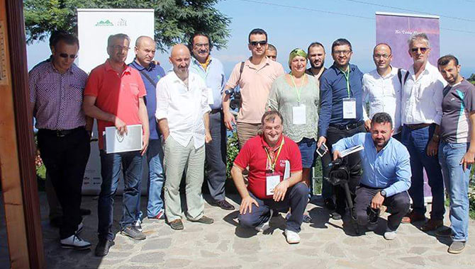 konser2-001.jpg konser2-001.jpg