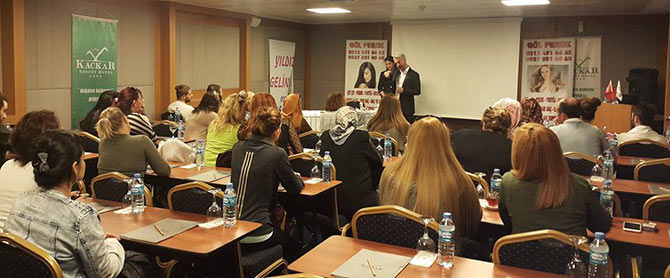 kuafor1a.jpg kuafor1a.jpg