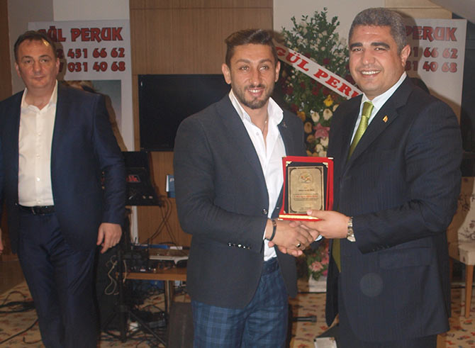 kuafor2-001.jpg kuafor2-001.jpg