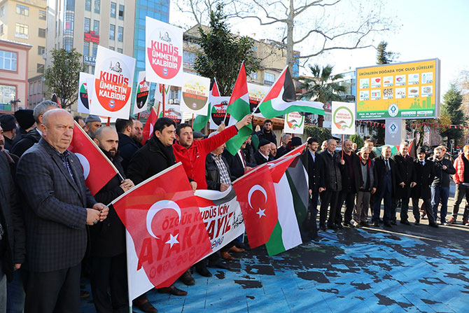 kudus1-001.jpg kudus1-001.jpg