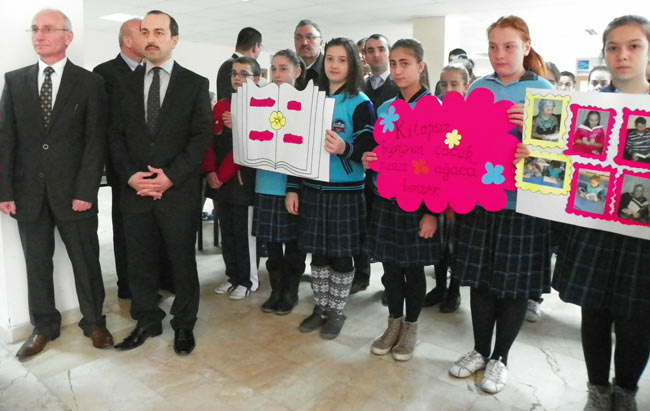 kutuphane02.jpg kutuphane02.jpg