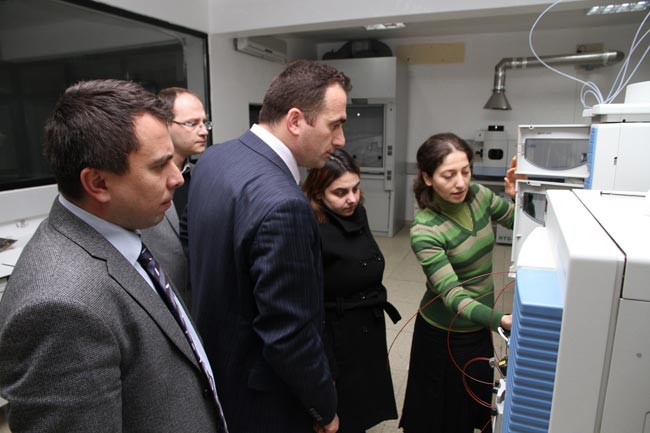 laboratuvar4.jpg laboratuvar4.jpg