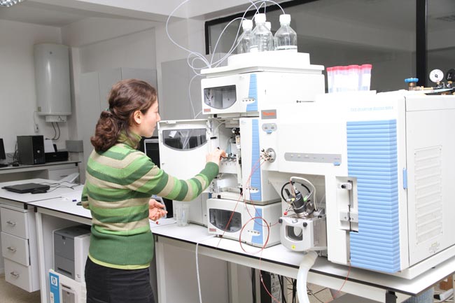 laboratuvar5.jpg laboratuvar5.jpg