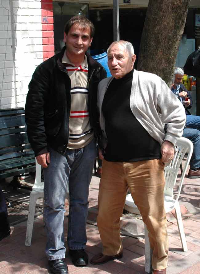 lefter-foto-7.jpg lefter-foto-7.jpg