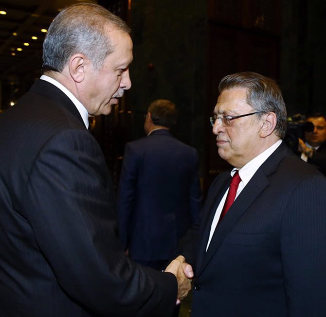 mesut1.jpg mesut1.jpg