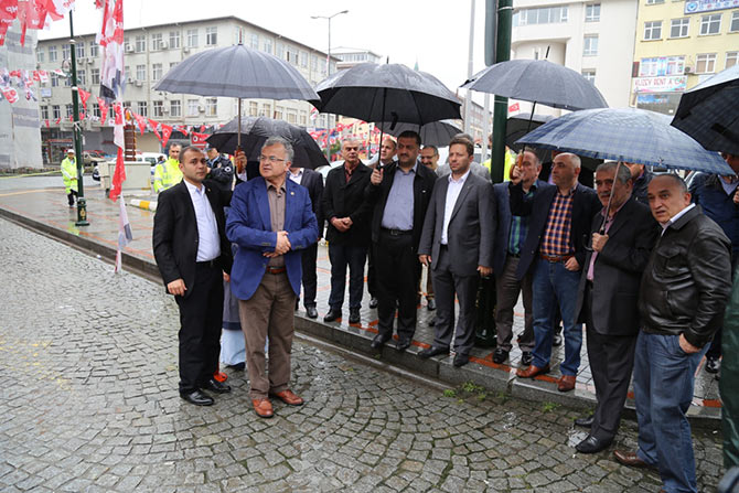 meydan3-001.jpg meydan3-001.jpg