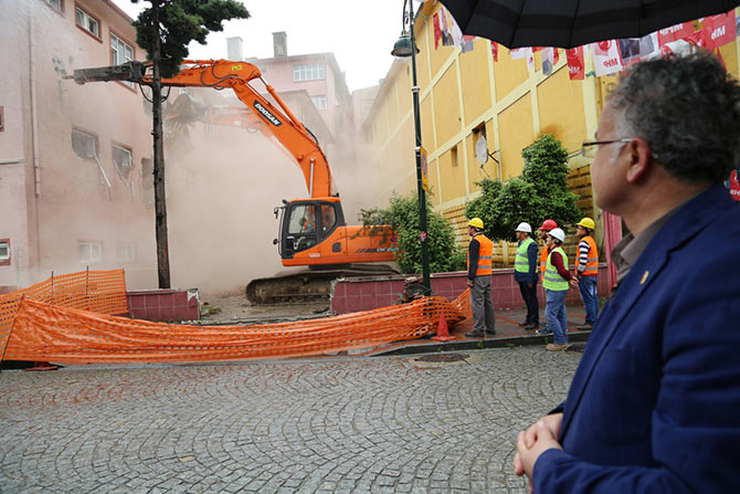 meydan5.jpg meydan5.jpg