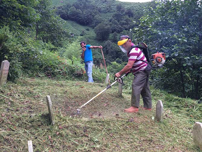 mezar2-003.jpg mezar2-003.jpg