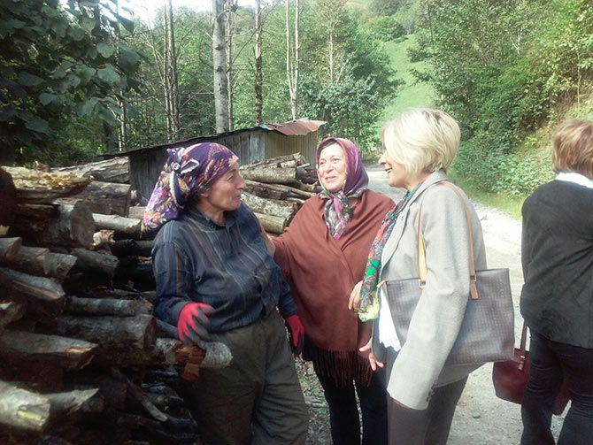 mhp4-004.jpg mhp4-004.jpg