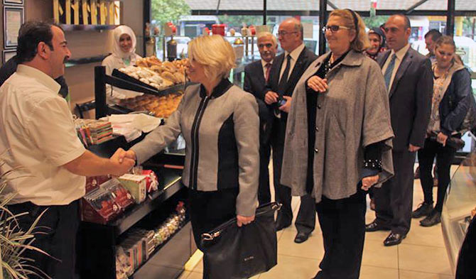 mhp5-002.jpg mhp5-002.jpg