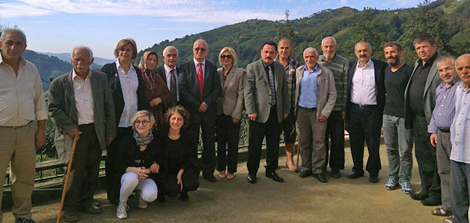 mhp6-003.jpg mhp6-003.jpg