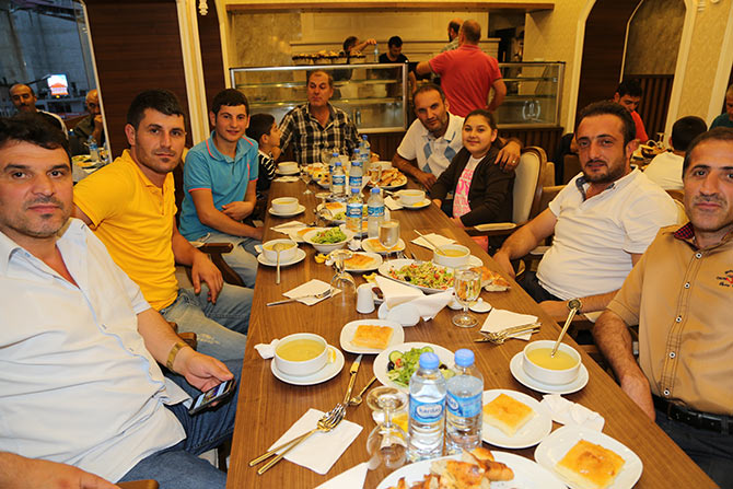 mnbs2-001.jpg mnbs2-001.jpg