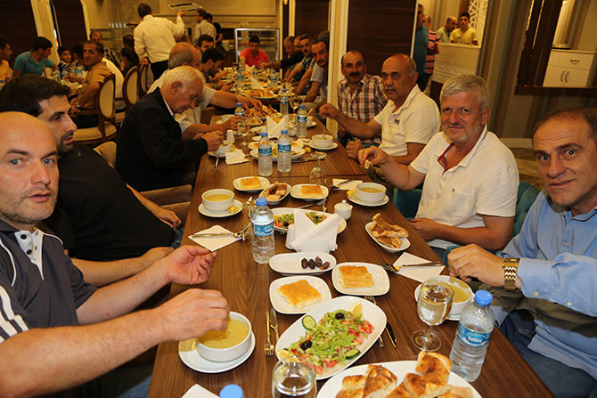 mnbs3-001.jpg mnbs3-001.jpg